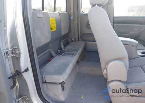 2008 Toyota Tacoma Base V6 z USA, uszkodzony, nr VIN 5TEUU42N58Z577625